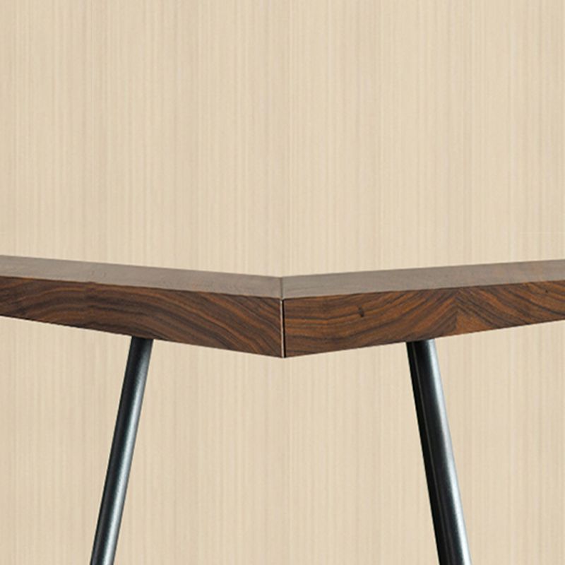 Braune Kiefernholz -Top -Theke & Barhocker modern