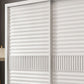 Weißer Schiebetschrankschrank mit Regalen Holzgarderobe Armoire