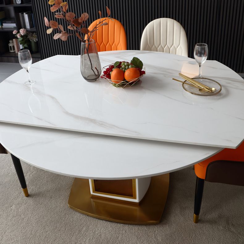 Round Pedestal Dinner Table Traditional Luxury Drop-Leaf Dining Table for Indoor Clearhalo ' dining_table' 'Dining Tables & Seating' 'Dining Tables' 'furn' 'furn_dining_table' 'Furniture' 'furniture_dining_table' 'Kitchen & Dining Furniture' 'kitchen&dining_furn' 'kitchen' 'kitchen_dining_table' 1200x1200_13dc9988-663b-4600-a445-30a4aa2d7275