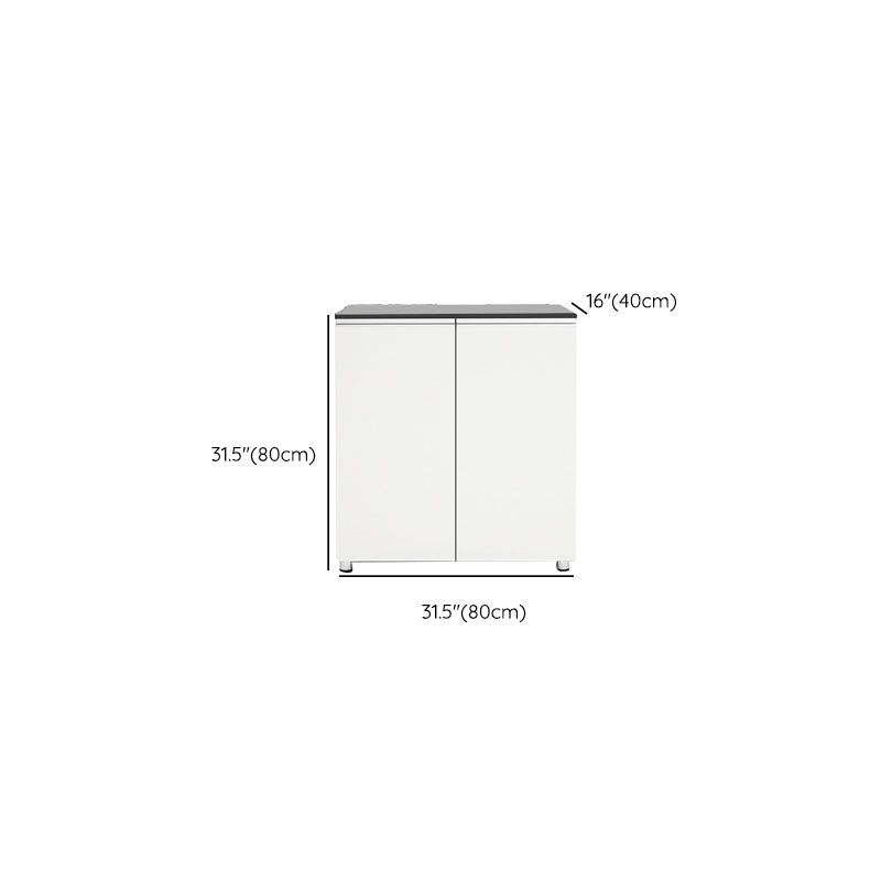 Armadio di archiviazione in legno moderno ripiani di deposito verticale.