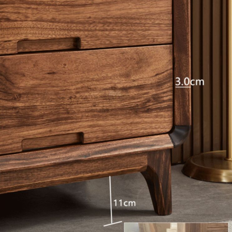 Mid-Century Modern Chest with Drawers and Straight Legs in Solid Wood Clearhalo 'Cabinets & Chests' 'cabinets_chests' 'furn' 'furn_cabinets_chests' 'Furniture' 'Living Room Furniture' 1200x1200_14486b61-b444-4beb-9f5d-9d67db9c5690