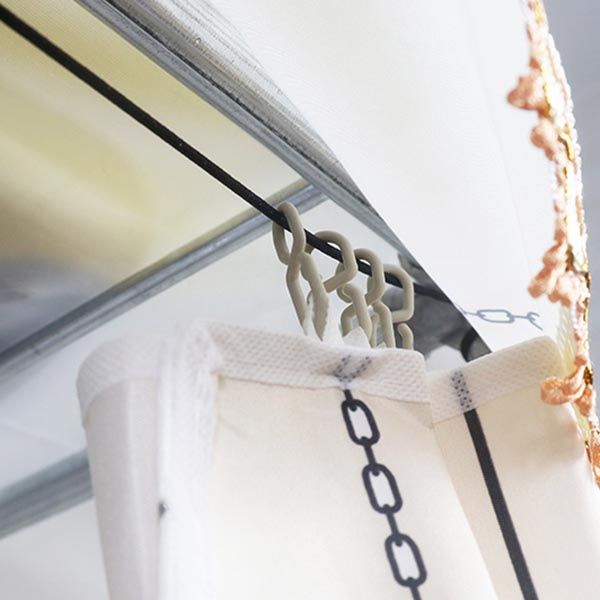 Eigentijdse stijl garderobe armoire houten armoire met kledingrail voor slaapkamer