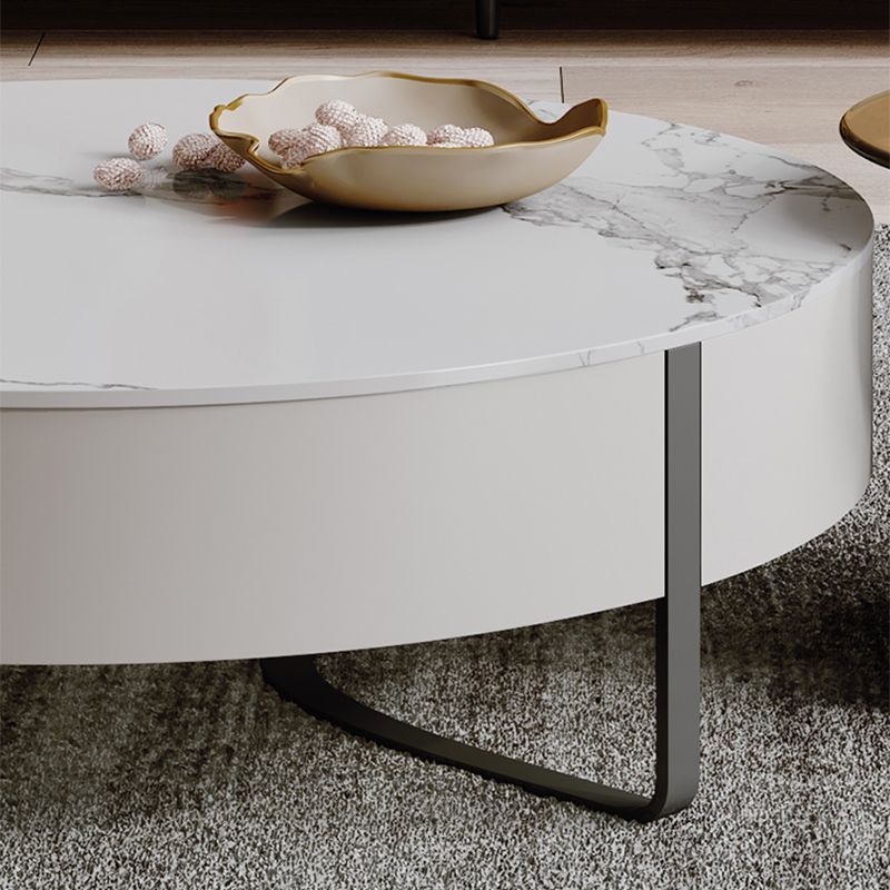 Tavolino in slitta in ardesia con deposito bianco contemporaneo