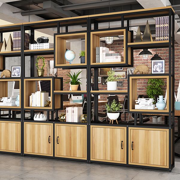 Metaal en houten open plank boekenkast etagere boekenplank voor studieruimte