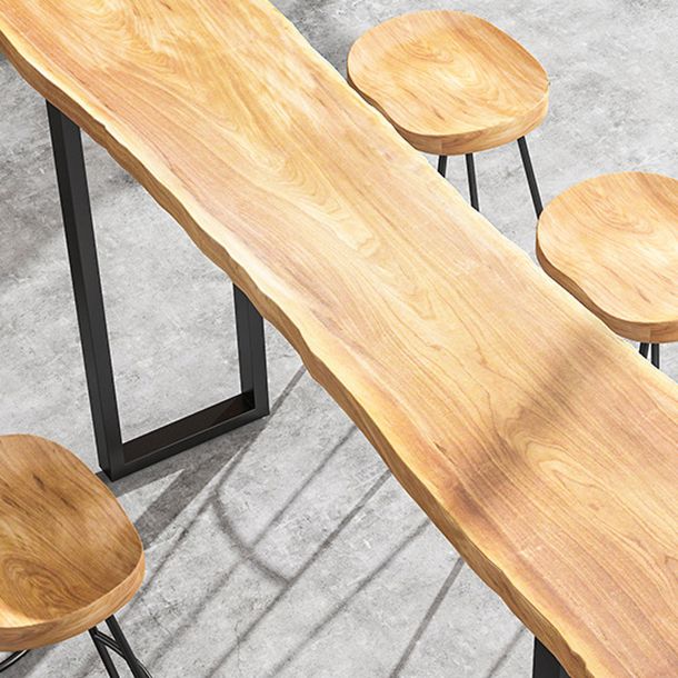 Solid Wood Bar Dining Table Traditional Luxury Rectangle Bar Table with Sled Base Clearhalo 'Bar Furniture' 'Bar Tables' 'bar_tables' 'Furniture' 'furniture_bar_tables' 'Kitchen & Dining Furniture' 1200x1200_14cc6709-92cf-41a8-bb85-4f77190ce6dc