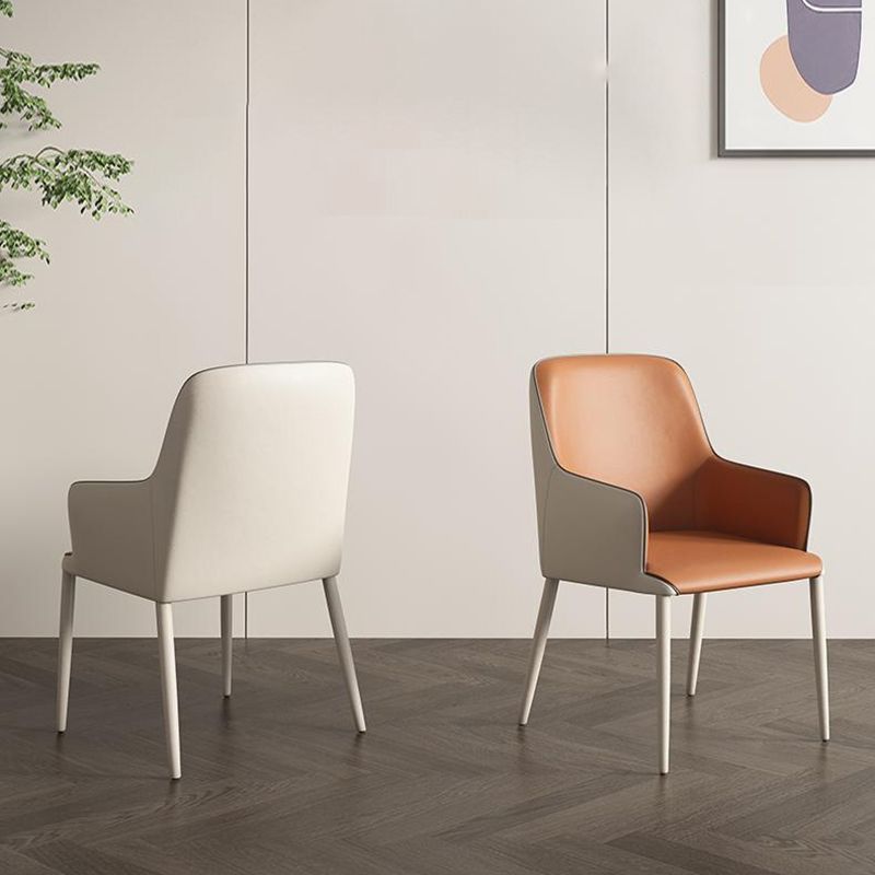 Sillas de comedor de cuero de PU contemporáneos silla de brazo interior con tapizado