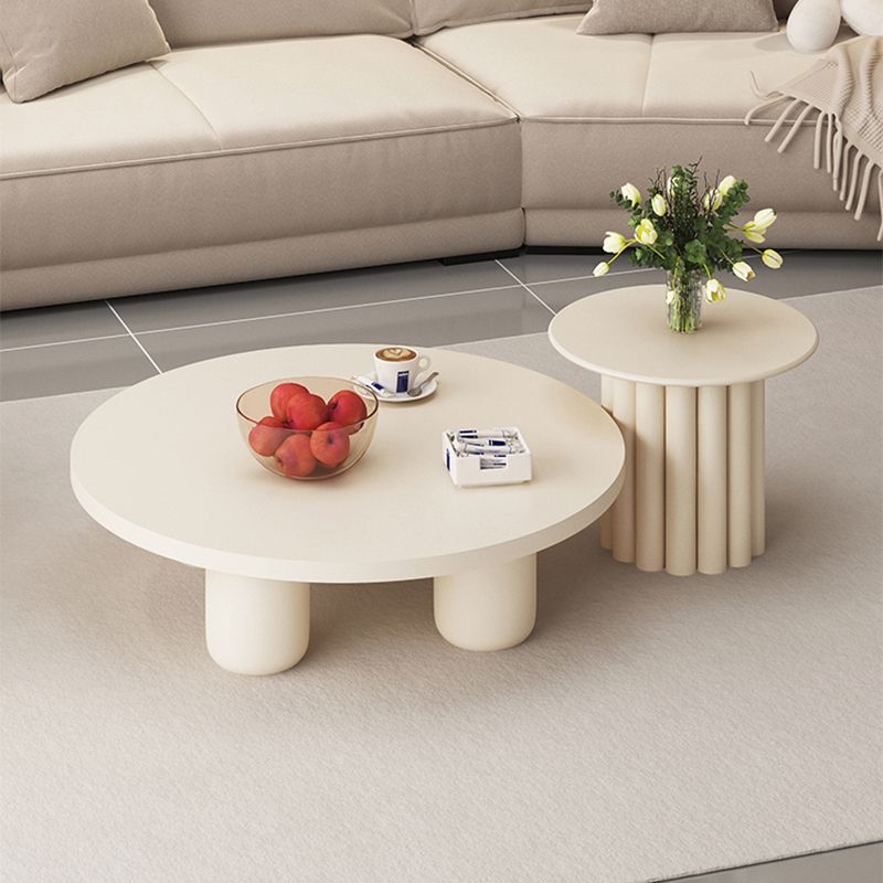 Table basse ou table d'appoint moderne en bois artificiel, ronde, beige