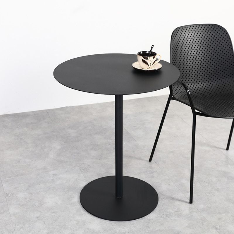 Base de piédestal moderne médiéval Table d'appoint en métal rond / carré