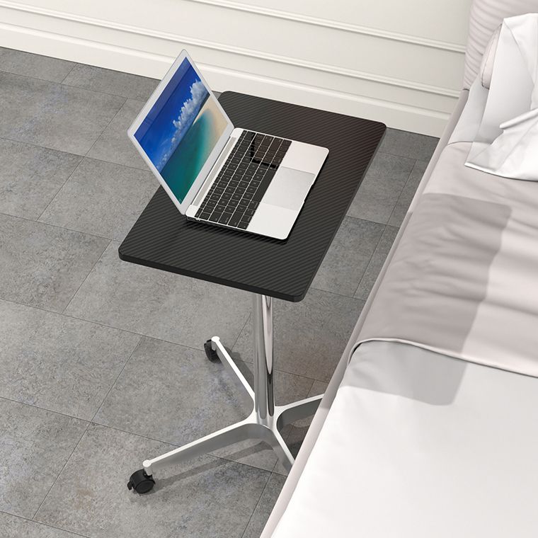 Scrivania moderna in piedi da scrivania regolabile da ufficio con ruote di caster