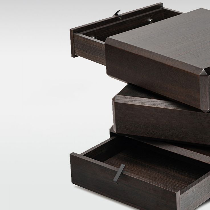 Nightand de table à accent en bois massif moderne 19 "de haut avec 3 tiroirs