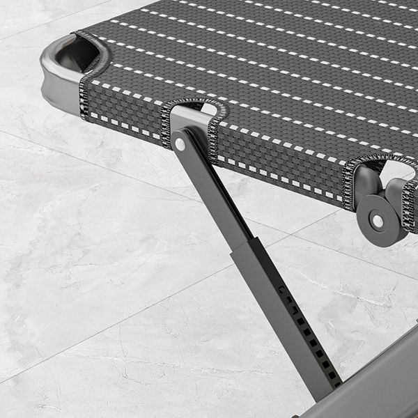 Reclinabile standard interno contemporaneo con movimento del piede indipendente e base metallica