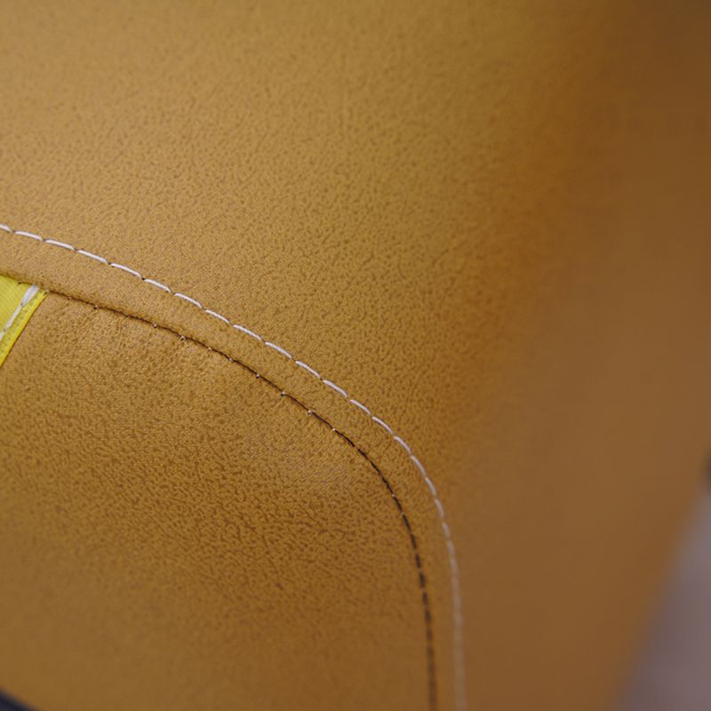 Zeitgenössischer Pouf Ottomane Stoff gepolstertes Flickwerk Massive Holzrahmen quadratische Ottomane