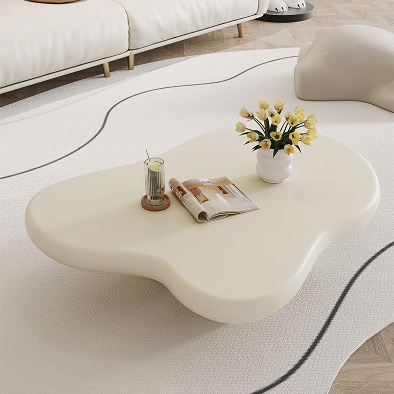Couchtisch aus Massivholz mit 4 Beinen, moderner, minimalistischer Couchtisch