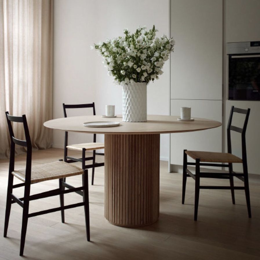 Round Pedestal Modern Dining Table Wood Color Fixed Table of Solid Wood Clearhalo ' dining_table' 'Dining Tables & Seating' 'Dining Tables' 'furn' 'furn_dining_table' 'Furniture' 'furniture_dining_table' 'Kitchen & Dining Furniture' 'kitchen&dining_furn' 'kitchen' 'kitchen_dining_table' 1200x1200_15d49eaf-3977-49b6-b90c-938f87d871fb