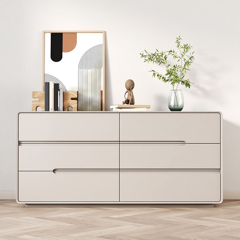 Zeitgenössische Kommode aus massivem Holz mit Schubladen