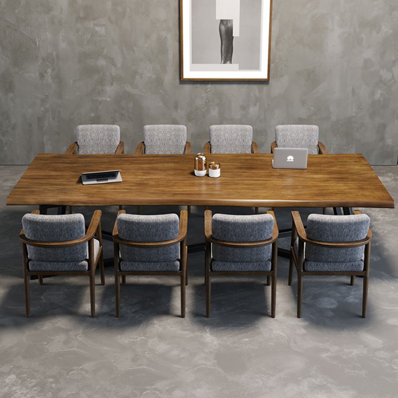 Scrivania rettangolare da ufficio in legno di pino industriale con base in metallo nero