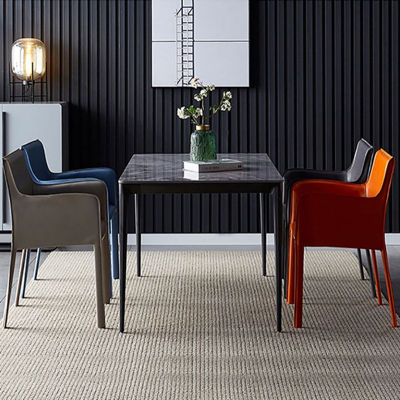 現代的なレザーダイニングルームチェアメタルダイニングアームチェアレストランで使用する