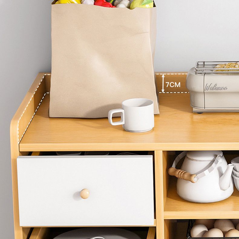 Scheda in legno ingegnerizzato in stile moderno con porta e cassetto