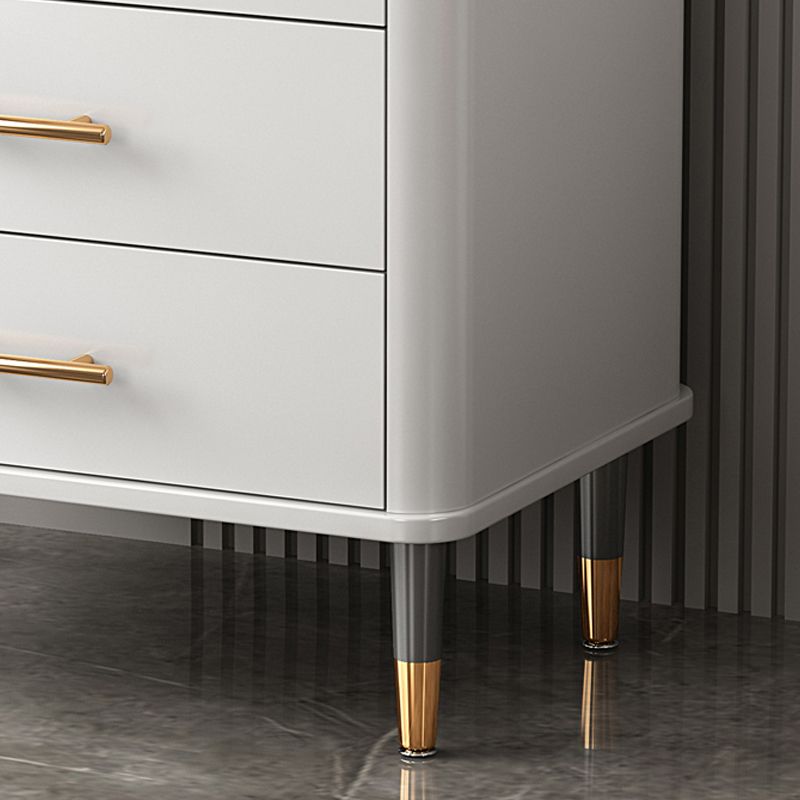 Cómoda vertical de piedra para dormitorio Glam en blanco con cajones