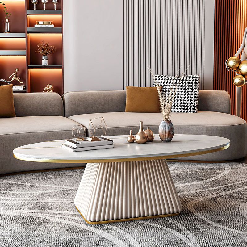 Table en ardoise ovale de style moderne avec table basse de base carrée en métal