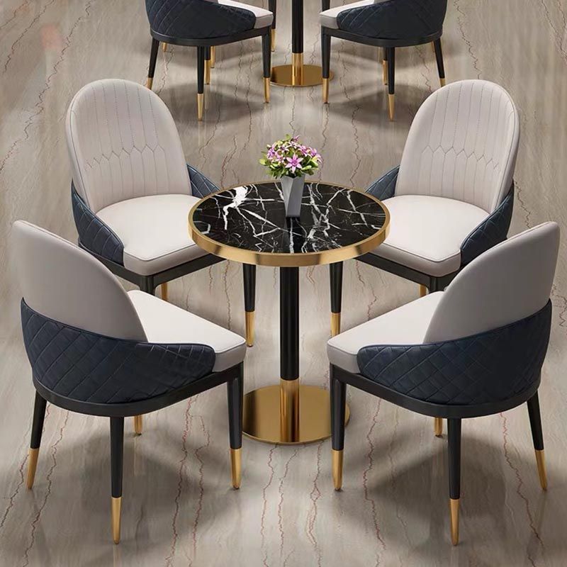 Silla de comedor de comedor glamorosa silla de comedor de cuero con patas de madera maciza