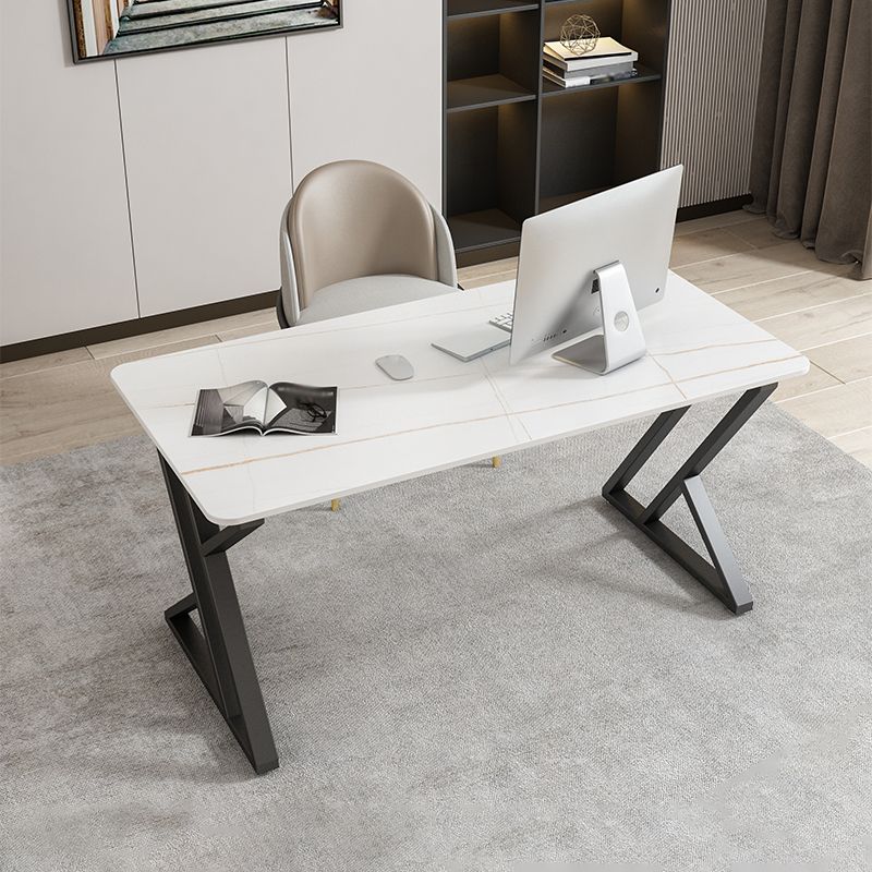 Eigentijdse kantoorbureau gebogen antieke afwerking computerbureau met metalen benen