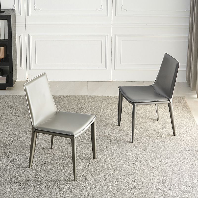 Chaises de salle à manger sans bras contemporaines