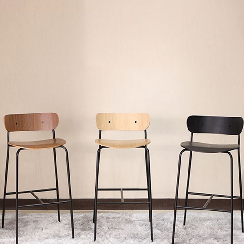 Black Metal Barstool Industrial Indoor Tall Stool with Wood Seat, 1 Piece Clearhalo 'Bar Furniture' 'Bar Stools' 'bar_stools' 'furn' 'furn_bar_stools' 'furniture_bar_stools' 'Kitchen & Dining Furniture' 'kitchen&dining_furn' 'kitchen' 'kitchen_furn' Furniture' 1200x1200_16e855bd-abc6-4633-961d-eb5d0a44e155