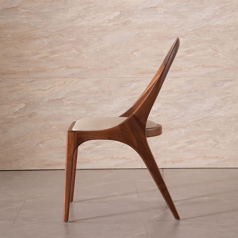 Eigentijdse stijl open rug vast houten huis eetstoelstoel