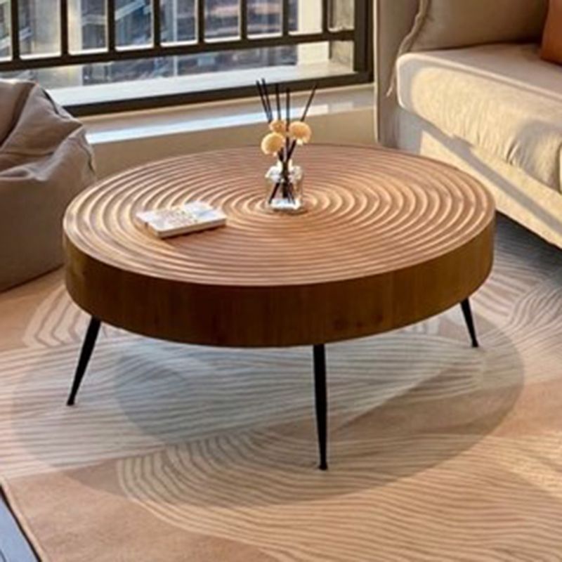 Tavolino scandinavo a 3 gambe in legno rotondo tavolo da cocktail per soggiorno