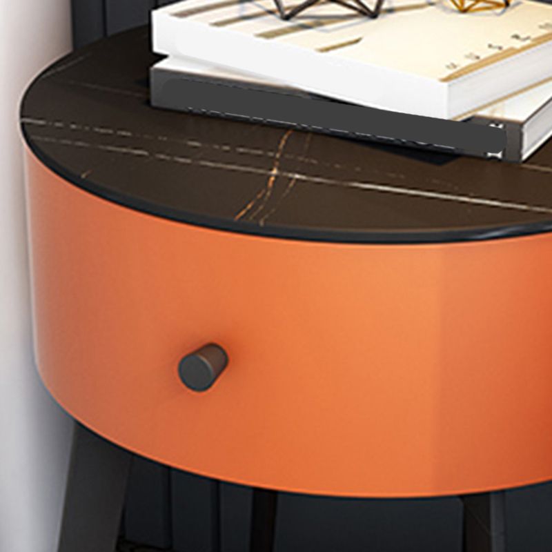 Moderno tavolo da notte alto 22 pollici in pietra in pietra 1-cassetto incluso incluso con gambe