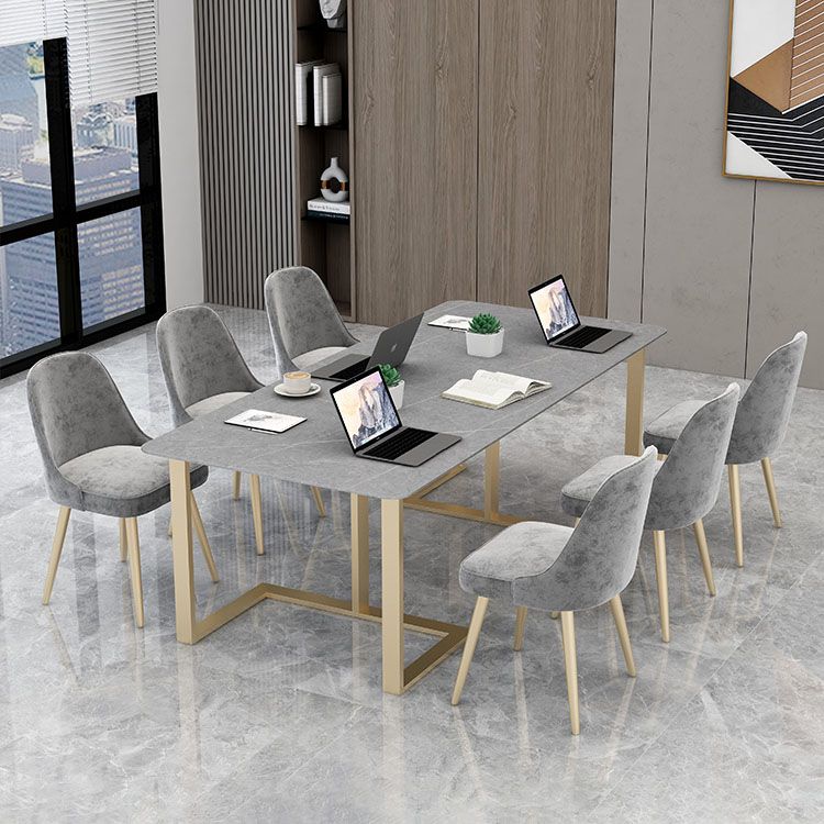 メタルベースのあるモダンな長方形のライティングデスク焼結石のオフィスデスク
