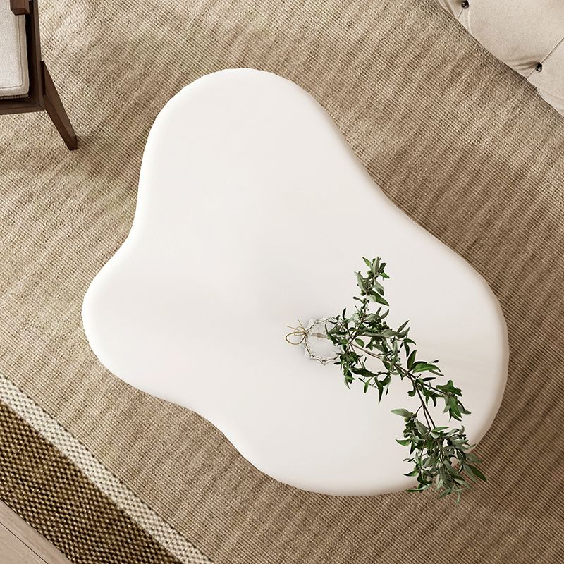 Tavolo da cocktail di caffè in legno scandinavo Forma libera 3 gambe tavolo da cocktail