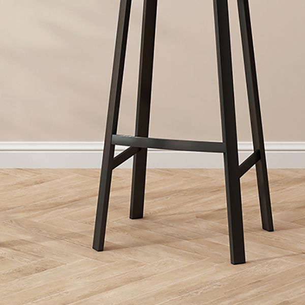 Tabourets de comptoir empilables modernes tabourets de bar sans dos pour restaurant