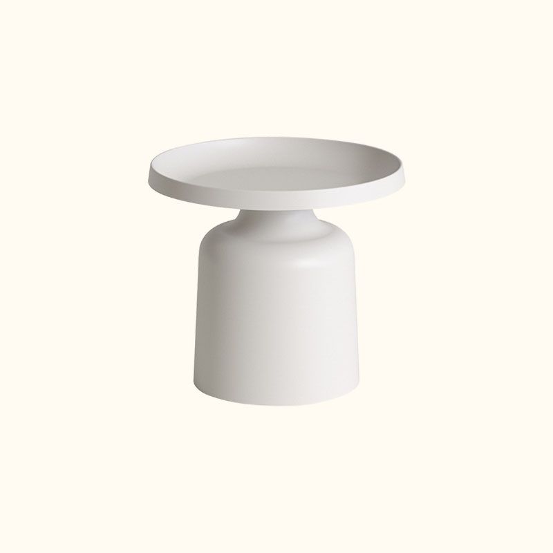 Table table de nuit à table à accent métal scandinave avec étagère, 18 "de haut