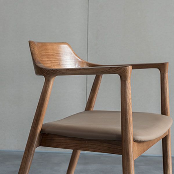 Silla de brazo estilo tradicional cena silla de espalda abierta con patas de madera