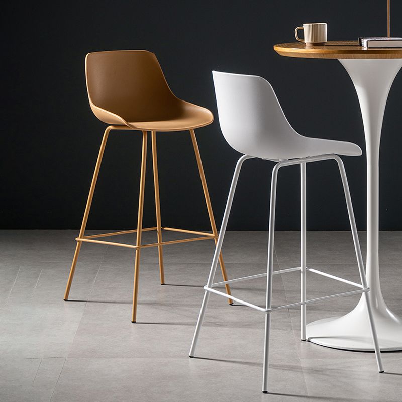 Modern Style Plastic Bar Stool Low Back and Footrest Milk Tea Shop Bar Stool 28 Inches Clearhalo 'Bar Furniture' 'Bar Stools' 'bar_stools' 'furn' 'furn_bar_stools' 'furniture_bar_stools' 'Kitchen & Dining Furniture' 'kitchen&dining_furn' 'kitchen' 'kitchen_furn' Furniture' 1200x1200_1876e4d4-bb04-46d3-9714-277d5bf15a67