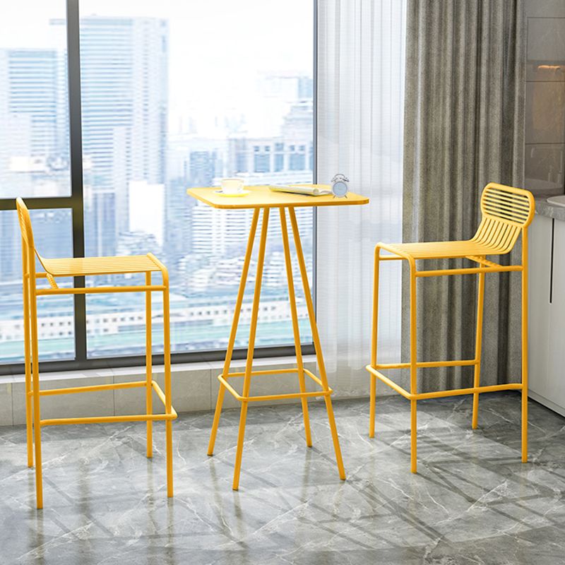 Modern Outdoor Counter Stool Rectangle Iron Footrest Counter Bar Stool Clearhalo 'Bar Furniture' 'Bar Stools' 'bar_stools' 'furn' 'furn_bar_stools' 'Furniture' 'Kitchen & Dining Furniture' 1200x1200_18baabdd-4834-4ab6-8476-9cfe93026dcf