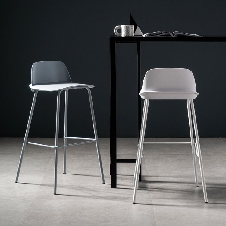 Contemporary Bar Stool Armless Plastic Low Back Counter Chair with Iron Base Clearhalo 'Bar Furniture' 'Bar Stools' 'bar_stools' 'furn' 'furn_bar_stools' 'furniture_bar_stools' 'Kitchen & Dining Furniture' 'kitchen&dining_furn' 'kitchen' 'kitchen_furn' Furniture' 1200x1200_18c05c8f-7d5a-4d1a-93d8-53aa048698d4