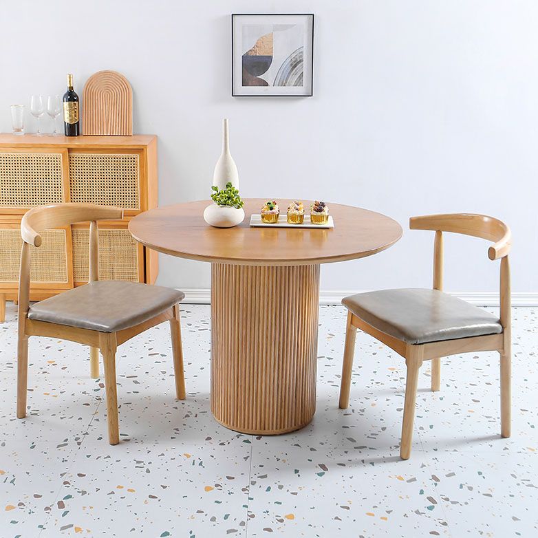 Round Table Solid Wood Contemporary Style Dining Table for Home Kitchen Clearhalo 'Dining Tables & Seating' 'Dining Tables' 'dining_table' 'furn' 'furn_dining_table' 'Furniture' 'Kitchen & Dining Furniture' 1200x1200_18d45285-4788-4c06-ad51-7fe903a89887
