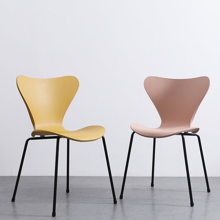 Modern Armless Side Chairs with 4 Black Finish Legs Plastic Solid Chairs for Home Use Clearhalo ' kitchen&dining_furn' 'Dining Chairs' 'Dining Tables & Seating' 'dining_chair' 'Furniture' 'furniture_dining_chair' 'Kitchen & Dining Furniture' 'kitchen' 1200x1200_18e1e9de-739f-4010-8466-272f8771a389