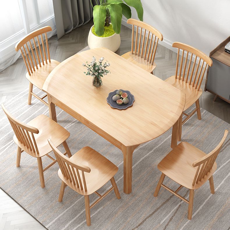 Modern Style Solid Wood Dining Table Round Table with 4 Legs for Home Use Clearhalo ' dining_table' 'Dining Tables & Seating' 'Dining Tables' 'furn' 'furn_dining_table' 'Furniture' 'furniture_dining_table' 'Kitchen & Dining Furniture' 'kitchen&dining_furn' 'kitchen' 'kitchen_dining_table' 1200x1200_1904d0bb-9446-401a-b684-0e9a1606c9c5