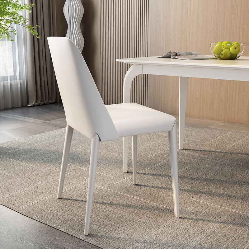 Zeitgenössischer weißer Rechteckstein für Stein mit 4 Stahlfuß