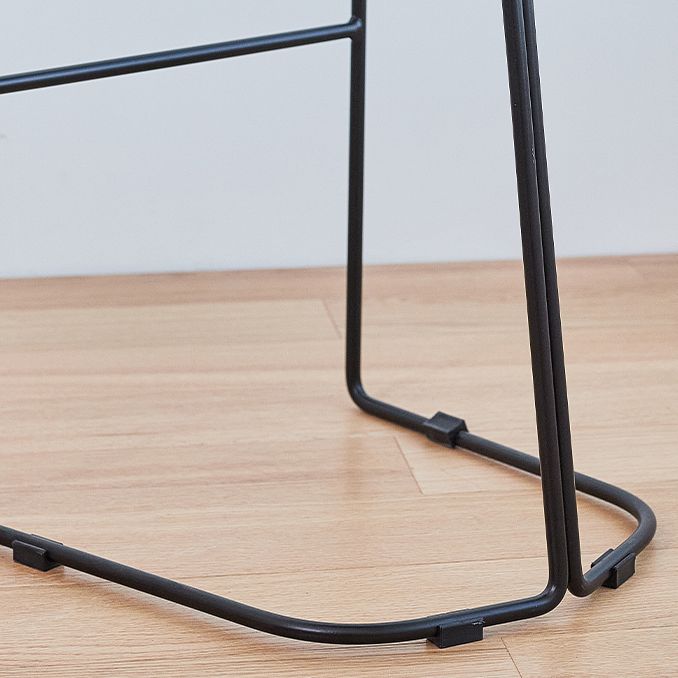 Scandinavian Restaurant Footrest Stool Matte Finish Plastic Bar Stool Clearhalo 'Bar Furniture' 'Bar Stools' 'bar_stools' 'furn' 'furn_bar_stools' 'Furniture' 'furniture_bar_stools' 'Kitchen & Dining Furniture' 1200x1200_19339ab2-b9d0-4591-8cb9-3f60143801e1