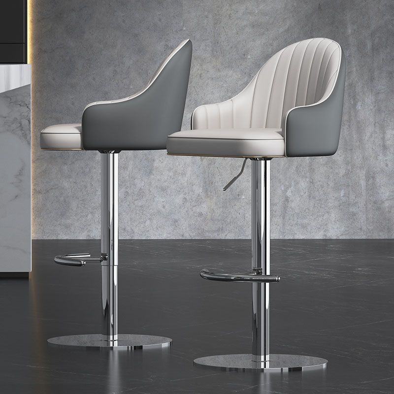 Tabouret de bar de patio à hauteur réglable pivotante tabouret de bar intérieur rembourré avec base chromée