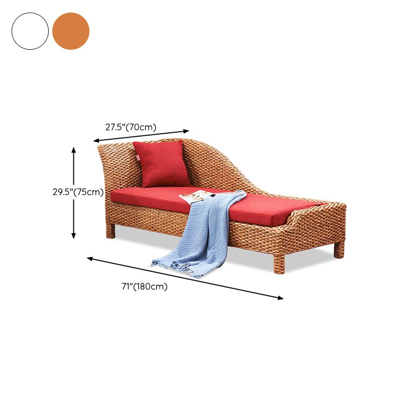 Sillón Chaise Lounge de ratán Chaise tapizado con un brazo