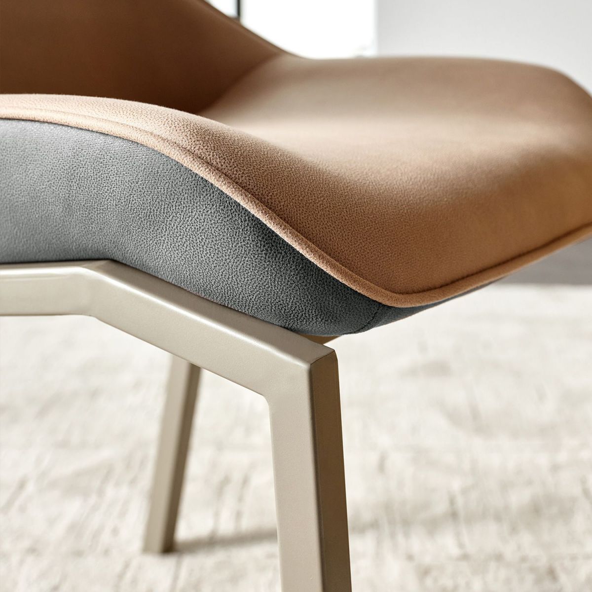 Contemporary Style Wingback Parsons Arm Chair Leather Dining Chairs for Home Use Clearhalo ' kitchen&dining_furn' 'Dining Chairs' 'Dining Tables & Seating' 'dining_chair' 'furn' 'furn_dining_chair' 'Furniture' 'furniture_dining_chair' 'Kitchen & Dining Furniture' 'kitchen' 1200x1200_19d9c8b3-a09b-4c00-9652-11c4b756e916