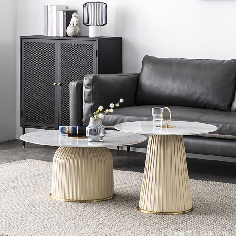 Glam Stone Top Coffee Table Pedestal Round Cocktail Table in White Clearhalo 'Coffee & Accent Tables' 'Coffee Tables' 'coffee_tables' 'furn' 'furn_coffee_tables' 'Furniture' 'Living Room Furniture' 1200x1200_19e0da5e-96cd-4194-9c2c-bbc34732afc5