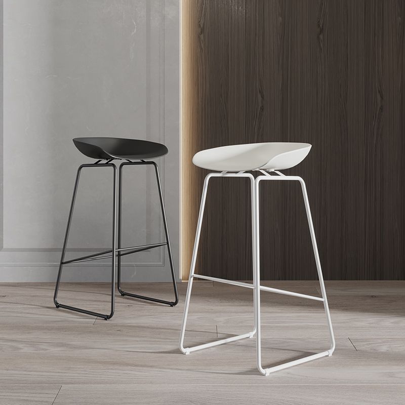 Modern Style Bar-stool Sled Legs with Iron Footrest Low Back Barstool for Kitchen Clearhalo 'Bar Furniture' 'Bar Stools' 'bar_stools' 'furn' 'furn_bar_stools' 'furniture_bar_stools' 'Kitchen & Dining Furniture' 'kitchen&dining_furn' 'kitchen' 'kitchen_furn' Furniture' 1200x1200_1a092255-591a-42f3-8c57-b129b62aee9e