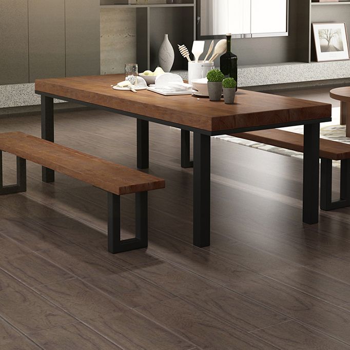 Mesa marrón industrial para mesa de comedor de restaurantes con black metal 4 patas